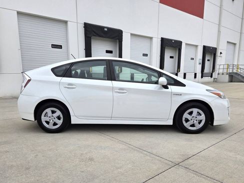 Used 2010 Toyota Prius Two FWD image 4