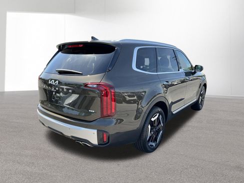 Used 2024 Kia Telluride S w/ S Sunroof Package AWD/4WD image 3