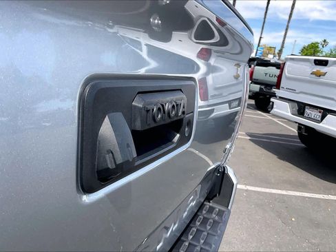 Used 2023 Toyota Tacoma TRD Sport image 30