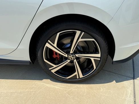 New 2025 Volkswagen GTI SE image 6