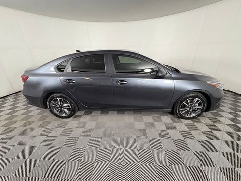 Used 2023 Kia Forte LXS w/ LXS Technology Package image 8
