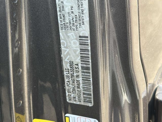 Certified 2021 Jeep Gladiator Sport AWD/4WD image 11