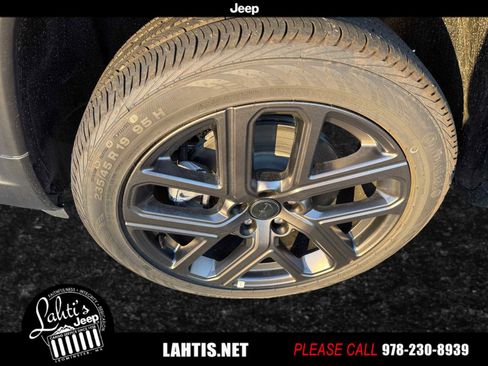 New 2026 Jeep Compass Limited image 21