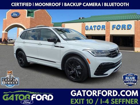 Used 2023 Volkswagen Tiguan SE R-Line FWD image 1