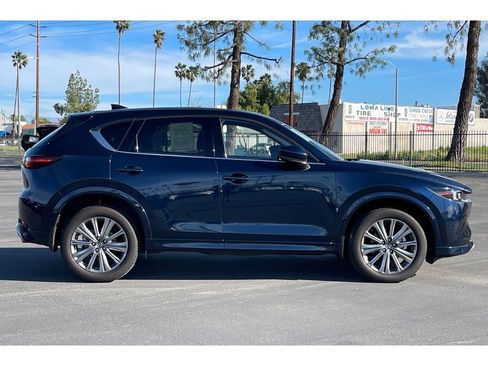 Certified 2025 MAZDA CX-5 Signature image 8
