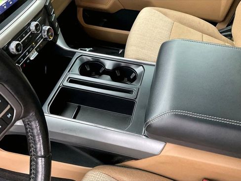 Used 2022 Ford F150 XLT w/ Equipment Group 302A High image 17