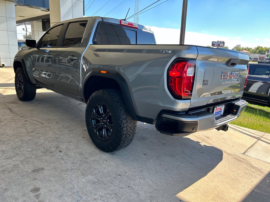 Used 2025 GMC Canyon Elevation w/ Convenience Package AWD/4WD image 5