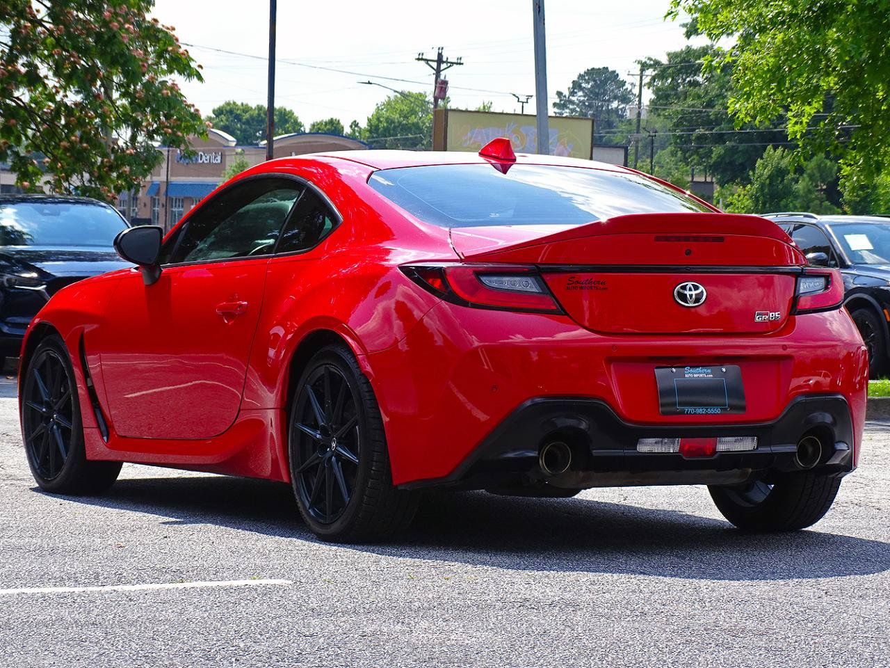 Used 2023 Toyota GR86 Premium RWD image 15