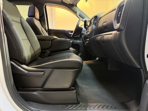 Used 2019 Chevrolet Silverado 1500 Custom Trail Boss image 40