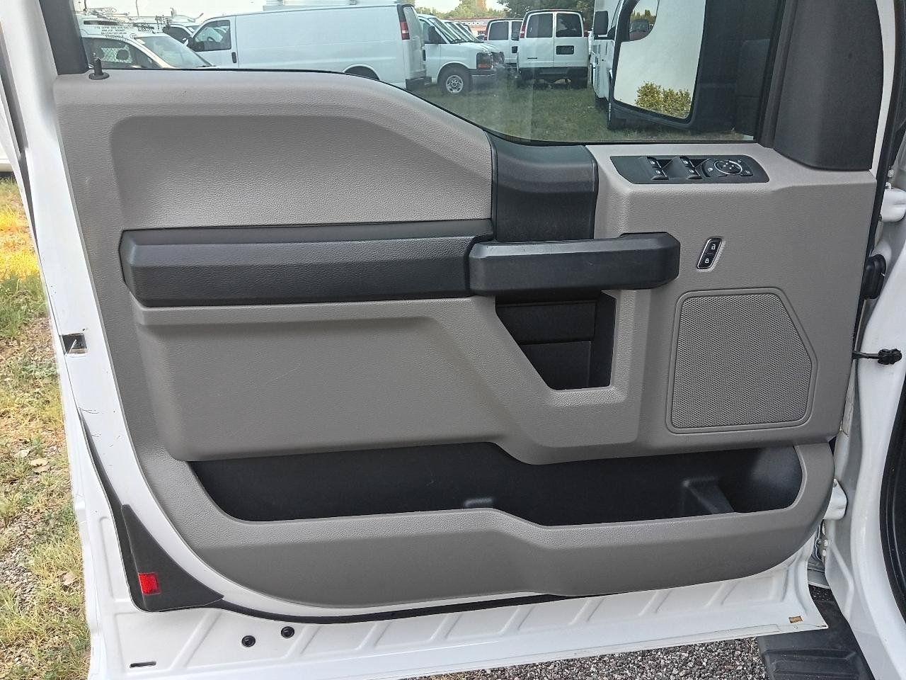 Used 2020 Ford F150 XL w/ Equipment Group 101A Mid RWD image 8