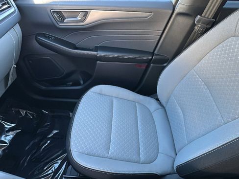 New 2026 Ford Escape Active w/ Cold Weather Package AWD/4WD image 12