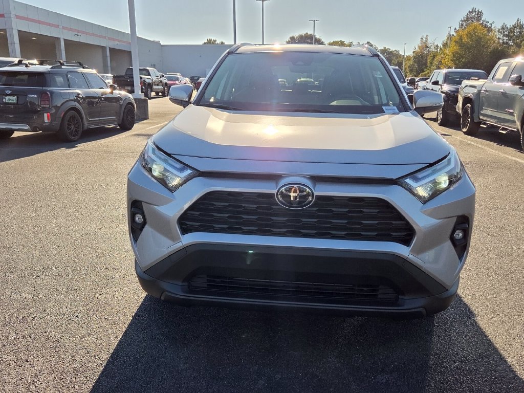 Used 2023 Toyota RAV4 XLE Premium AWD/4WD image 2