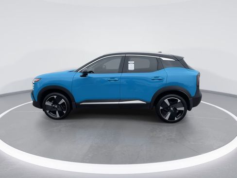 Used 2025 Nissan Kicks SR AWD/4WD image 5