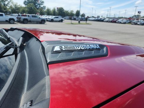 Used 2022 Chevrolet Silverado 2500 High Country w/ Safety Package II AWD/4WD image 10