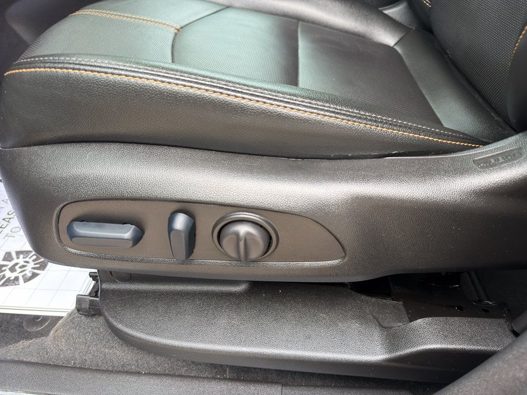 Used 2024 Chevrolet Equinox Premier AWD/4WD image 15