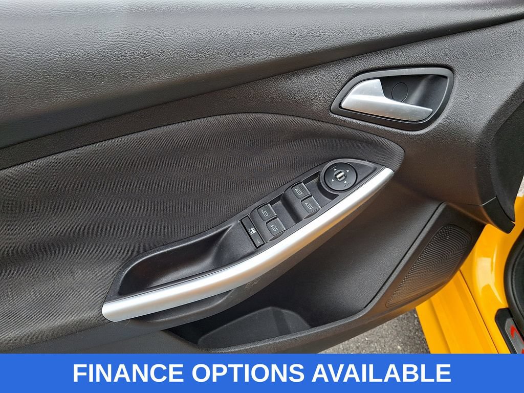 Used 2013 Ford Focus ST FWD image 14