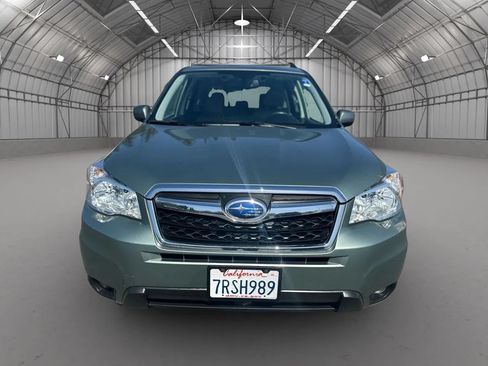 Used 2016 Subaru Forester 2.5i Limited AWD/4WD image 2