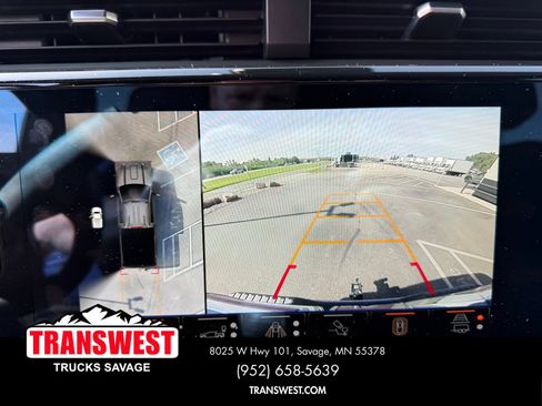 Used 2024 GMC Sierra 3500 AT4 w/ AT4 Premium Plus Package AWD/4WD image 10