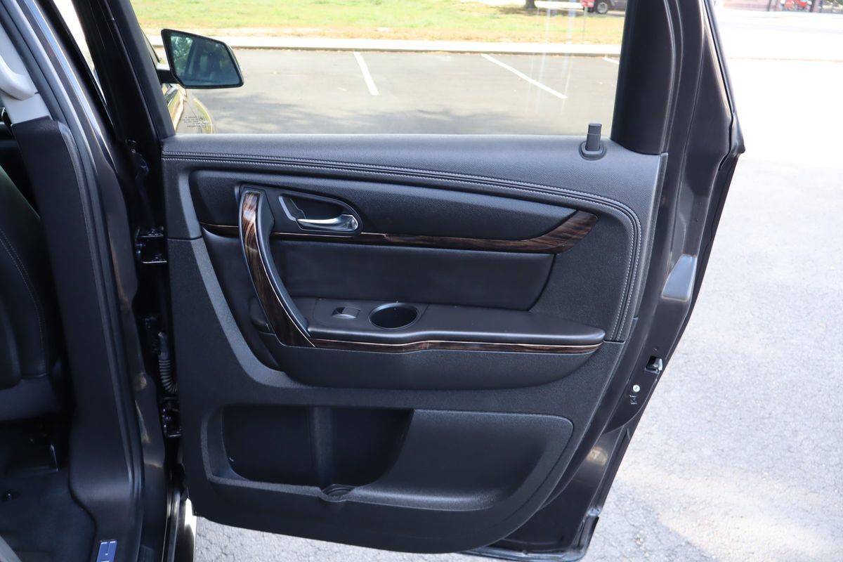 Used 2015 GMC Acadia Denali AWD/4WD image 27