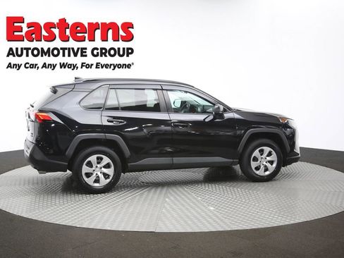 Used 2021 Toyota RAV4 LE AWD/4WD image 42