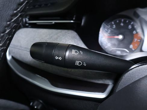 Used 2024 Jeep Compass Latitude image 23