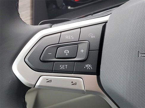 New 2025 Volkswagen Atlas SEL Premium R-Line image 27