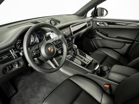 New 2026 Porsche Macan S AWD/4WD image 4