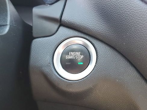 Used 2022 Chevrolet Equinox LT FWD image 30