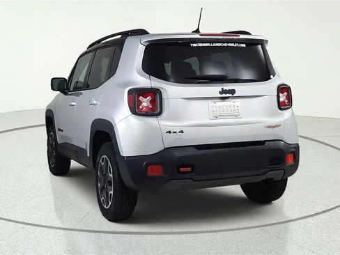 Used 2016 Jeep Renegade Trailhawk AWD/4WD image 5