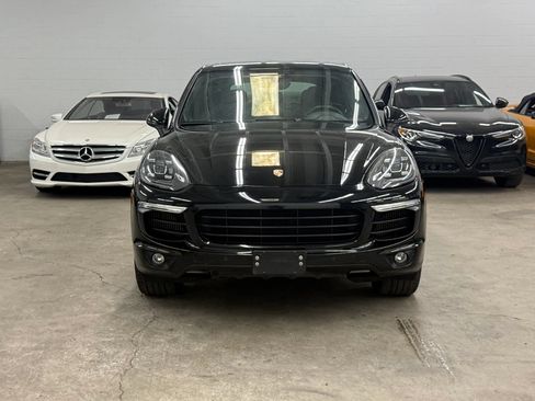 Used 2016 Porsche Cayenne S AWD/4WD image 2