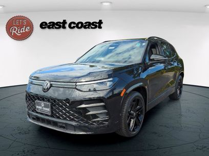 New 2025 Volkswagen Tiguan SE R-Line