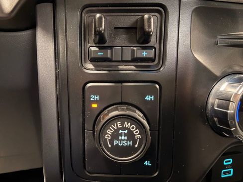 Used 2024 Ford F150 XLT w/ Tow/Haul Package AWD/4WD image 39