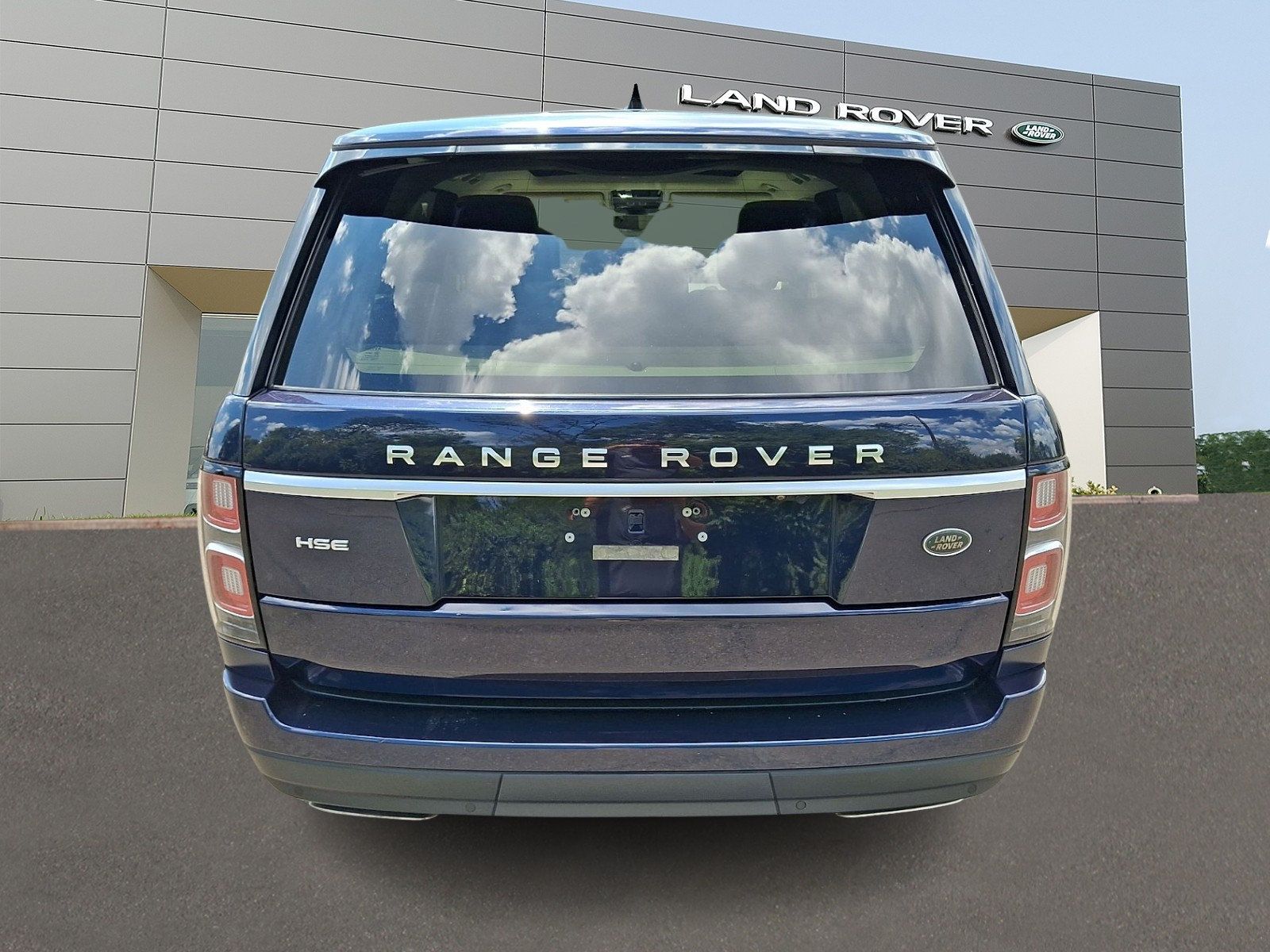 Used 2018 Land Rover Range Rover HSE AWD/4WD image 7