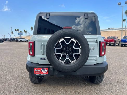 Used 2024 Ford Bronco Outer Banks AWD/4WD image 5