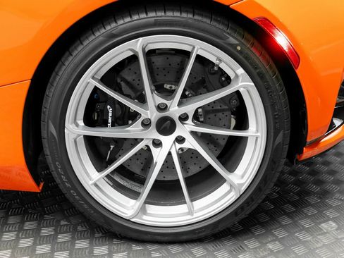 New 2025 McLaren 750S Spider image 34