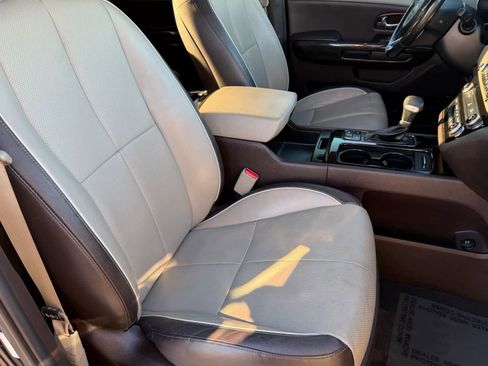 Used 2018 Kia Sedona SX Limited w/ SX Limited Prestige Package image 12