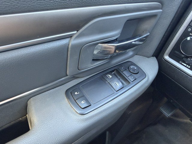 Used 2016 RAM 5500 Tradesman w/ Power Accessory Group RWD image 25