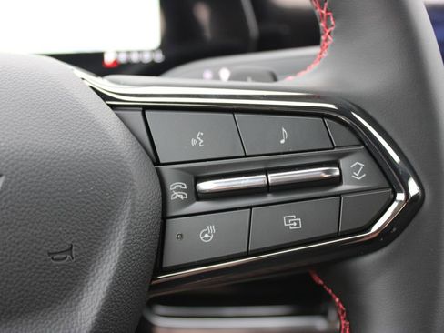 New 2026 Chevrolet Equinox RS FWD image 35