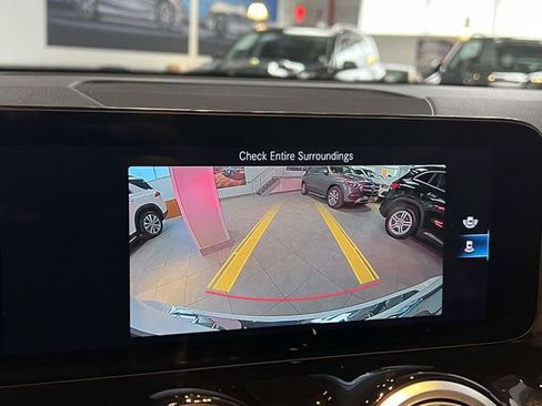 Certified 2022 Mercedes-Benz GLB 250 4MATIC image 28