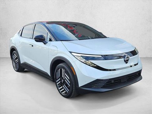 Used 2026 Nissan Leaf SV+ w/ Floor Mat Package (SV+) image 3