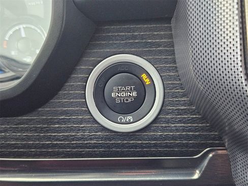 Used 2019 RAM 1500 Limited image 17