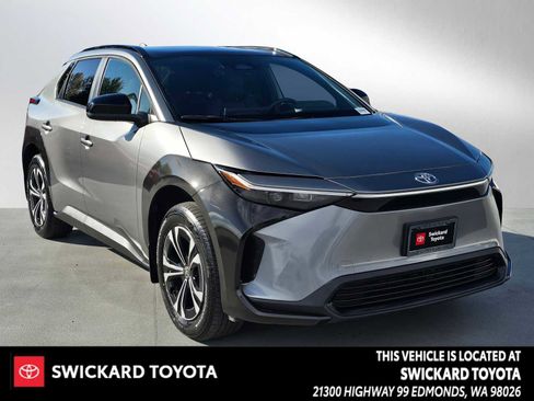 Used 2024 Toyota bZ4X XLE w/ Weather Package image 1