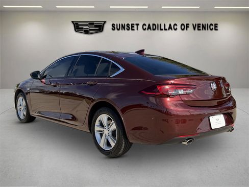 Used 2020 Buick Regal Preferred image 5