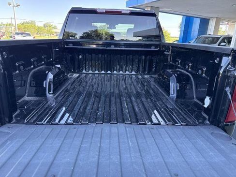 Used 2024 Chevrolet Silverado 1500 LT AWD/4WD image 30
