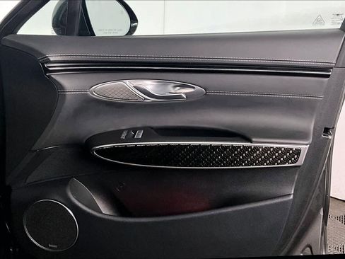 Used 2024 Genesis GV70 3.5T Sport w/ Sport Prestige Package image 21