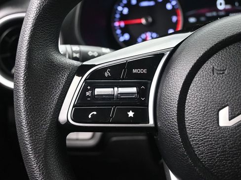 Used 2024 Kia Forte LXS image 14