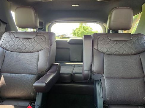 Certified 2026 Ford Explorer Platinum w/ LUX Leather Package AWD/4WD image 33