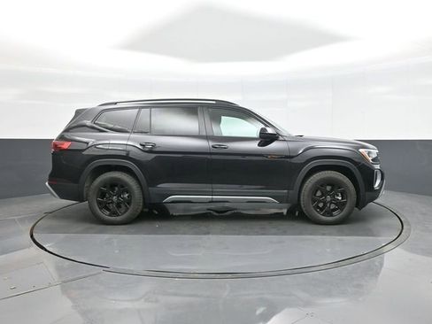 New 2026 Volkswagen Atlas Peak Edition AWD/4WD image 8