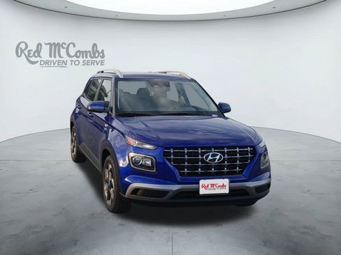 New 2025 Hyundai Venue SEL image 7