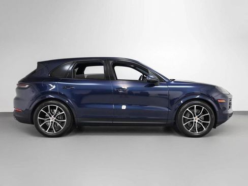 New 2025 Porsche Cayenne image 97
